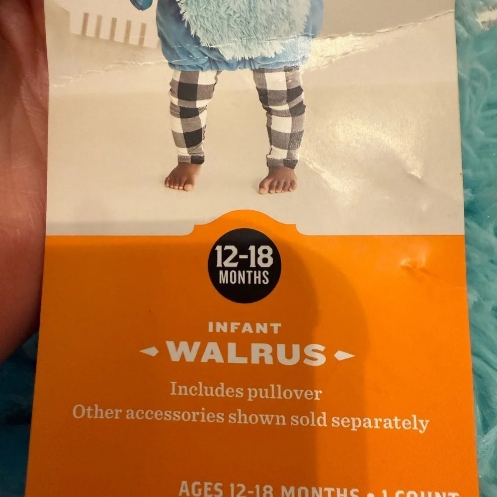 Hyde & EEK! infant walrus